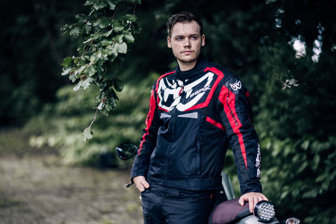Berik Radic Evo Waterproof Motorcycle Textile Jacket#color_black-red